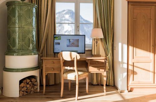 Alpendorf Hotel | Hotel AlpenSchlössl