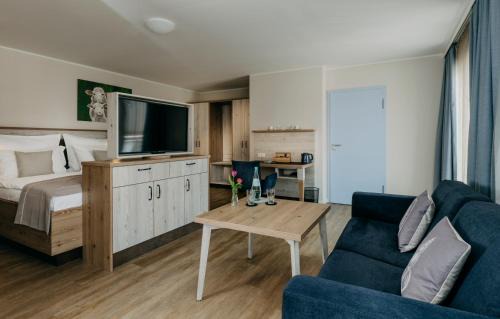 Busum Hotel | Hotel Alter Muschelsaal