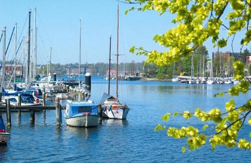 Wellingdorf Hotel | Hotel Am Segelhafen