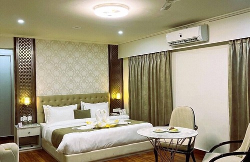 Amer Fort Road Hotel | Hotel Amayra