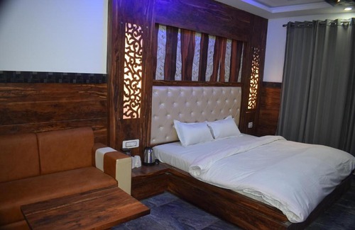 Katra Hotel | HOTEL AMRESHWAR