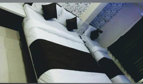 Maninagar Hotel | Hotel Angan