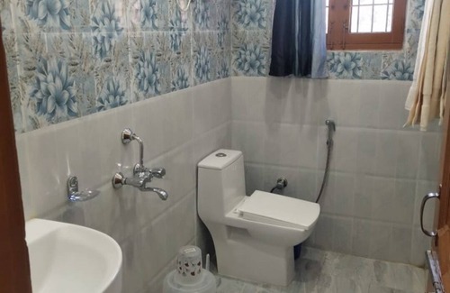 Bhagsu Nag Hotel | Hotel Anuj Regency