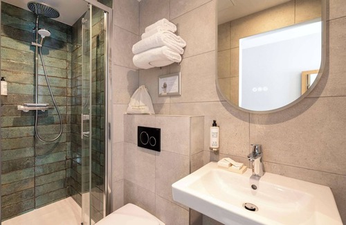 5th Arrondissement Hotel | Hotel Apolonia Paris Mouffetard, Sure Hotel Collection by BW
