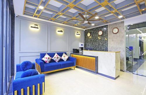 South West Hotel | Hotel Applewood Residency - Offering Free Airport Drop