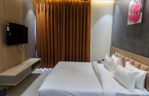 Mathura Hotel | Hotel Aryavilas-A Luxury Boutique Hotel
