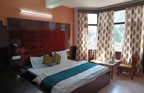 Dalhousie Hotel | Hotel Ashiana Regency