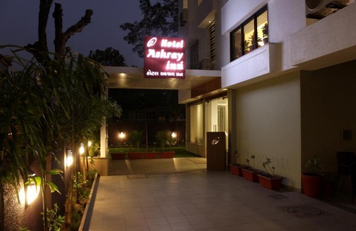 Ahmedabad Hotel | Hotel Ashray Inn