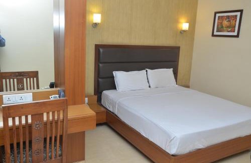Sion Hotel | Hotel Ashray International, Sion - Near BKC