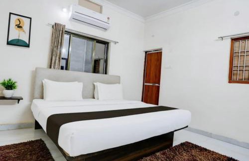 Jabalpur Hotel | Hotel Ayushman Grand