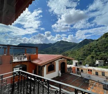 Taxco Hotel | Hotel & Balneario Los Angeles