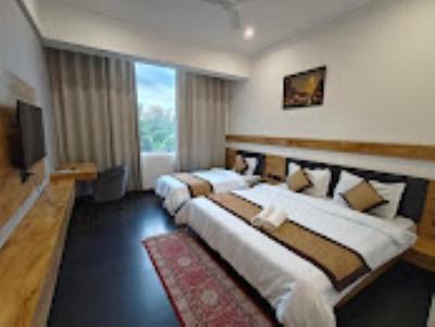 Mathura Hotel | Hotel Basant Sarovar