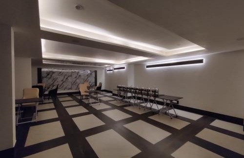 Mathura Hotel | Hotel Basant Sarovar