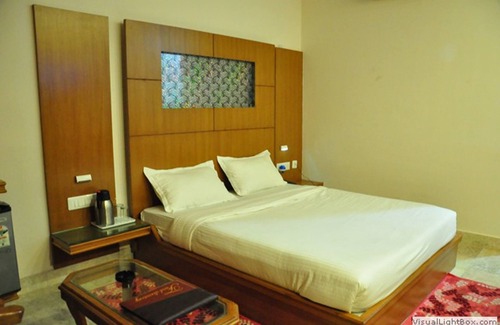Vrindavan Hotel | Hotel Basera Brij Bhoomi