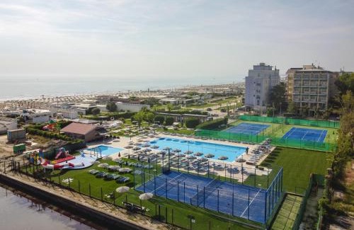 Milano Marittima Hotel | Hotel Baya - in centro, sul mare