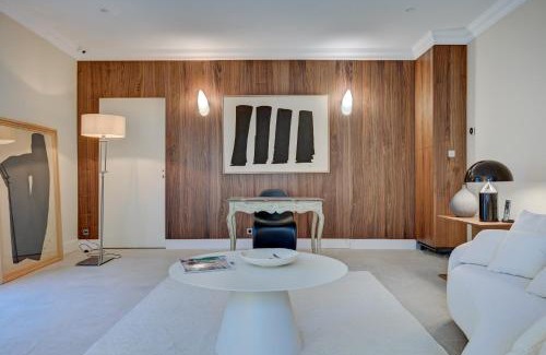 Couronne Urbaine Hotel | Hôtel Bellegarde by Viktor