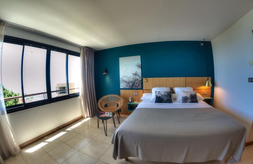 Saint-Denis Hotel | Hotel Bellepierre