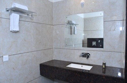 Kanpur Hotel | Hotel Bhagyaraj Palace - Best Hotel In Kanpur