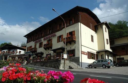 Dogana Nuova Hotel | Hotel Bristol