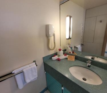 Pointe du Bout Apartment | Hotel Carayou piscine et Spa