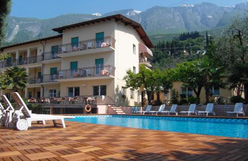 Malcesine Hotel | Hotel Casa Serena