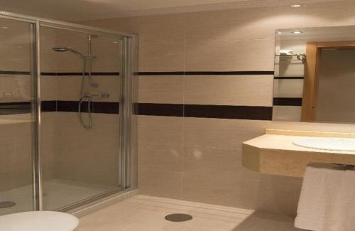 La Corredoria y Ventanielles Hotel | Hotel Castro Real