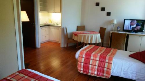 Luxeuil-les-Bains Apartment | HOTEL CERISE - LES SOURCES Luxeuil-les-Bains