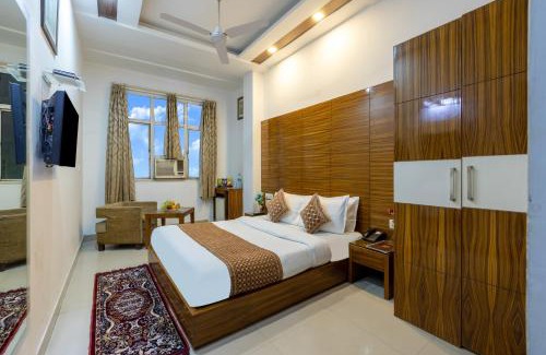 Paharganj Hotel | Hotel Chanchal Continental - New Delhi City Centre