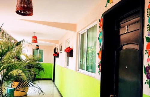 Granjas del Marques Hotel | Hotel Chapul Inn