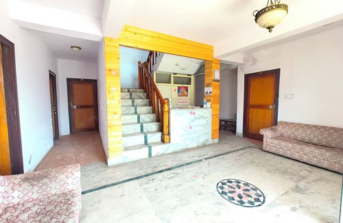 Nainital Hotel | Hotel Chinar Lake View Near Mall Road