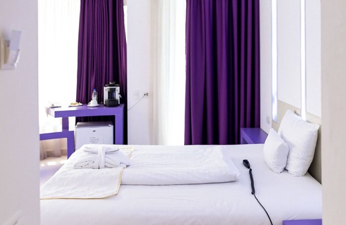 Bucharest City-Centre Hotel | Hotel Christina