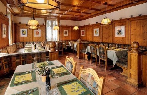 Walenstadt Hotel | Hotel Churfirsten