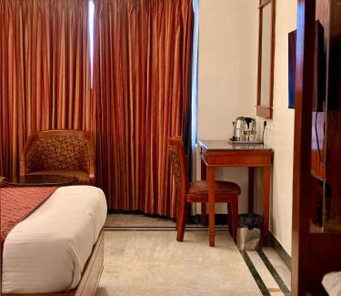 Chromepet House | Hotel Classic House