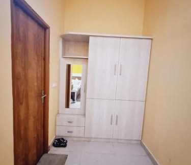 Mathura Hotel | Hotel Clear View