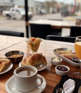 Bragado Hotel | HOTEL COLL OFICIAL - BRAGADO Provincia de Bs As