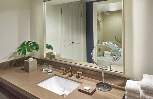 Coral Gables Section Hotel | Hotel Colonnade Coral Gables, Autograph Collection