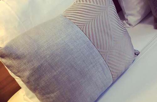 Quartier de Rochechouart Hotel | Hotel Corona -Rodier-