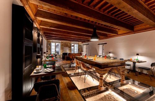 Historic Castle District Hotel | Hotel D H Lawrence