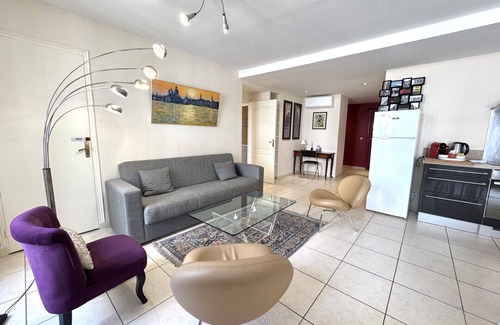 Carabacel Apartment | Hotel des Postes 2 - 2nd floor without elevator