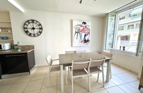 Carabacel Apartment | Hotel des Postes 2 - 2nd floor without elevator