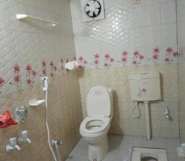 Amar Sagar Pol Hotel | Hotel desert village of