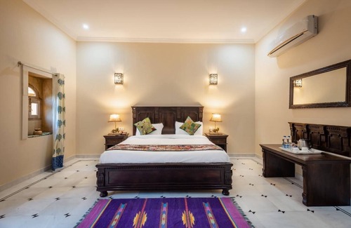 Jaisalmer Hotel | Hotel Dev Garh