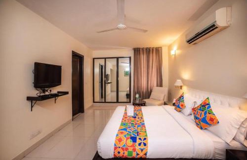 Saket Hotel | Hotel Diamond Tree at Saket Near PVR Cinema