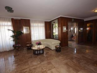 Alcala de Henares Hotel | Hotel El Bedel
