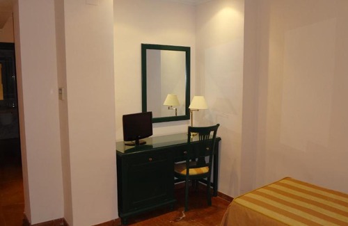 Villanueva de Cordoba Hotel | Hotel El Volao