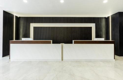 Agra Hotel | Hotel Elinor By Dazzling Hotels & Resorts