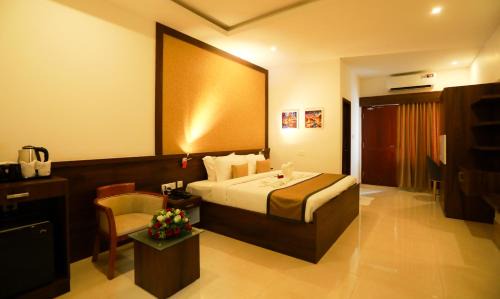 Kannur Hotel | Hotel Emperor