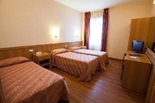 Rho Hotel | Hotel Esperia