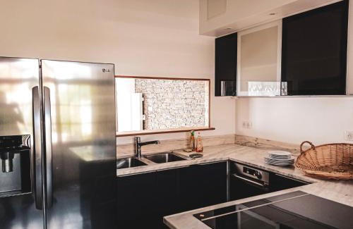 Pont-l'Eveque Hotel | Hotel et Spa Le Lion d'Or