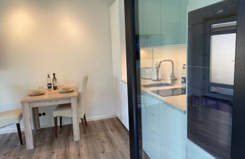 Bad Zwischenahn Apartment | Hotel feeling, great location, terrace, BBQ,